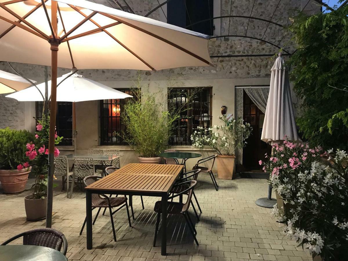 Hotel Du Moulin Allemagne-en-Provence Exterior foto